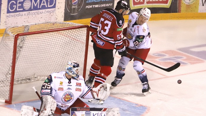 Tipos extraliga: Barani zdolali Zvolen po 11 prehrách, hetriky legionárov