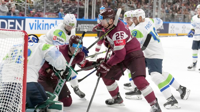 VIDEO: Slovinci nám nepomohli. Lotyšsko s treťou výhrou v rade komplikuje postup Slovenska