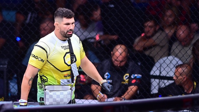 Attila Végh prišiel o svetoznámeho sponzora. Trestajú ma za politický názor, tvrdí bojovník