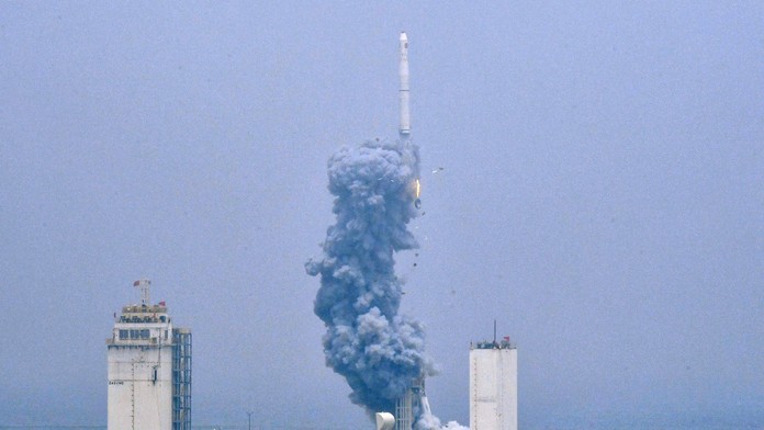 Polícia našla v Brezne mŕtveho muža