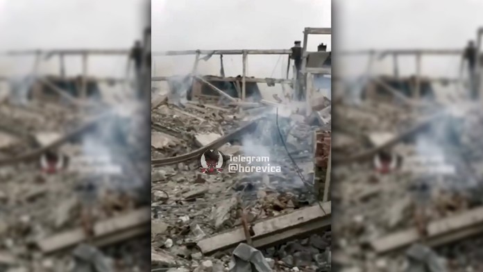 Ukrajinci hlásia, že pri jedinom útoku HIMARSov na kasárne v Makijivke zabili 400 ruských vojakov