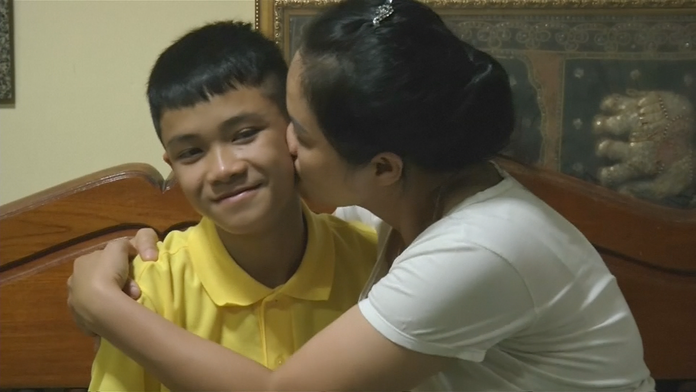 Kapitán thajských futbalistov je už doma