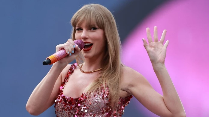 Taylor Swift obsadila vrchnú priečku v rebríčku Billboard 