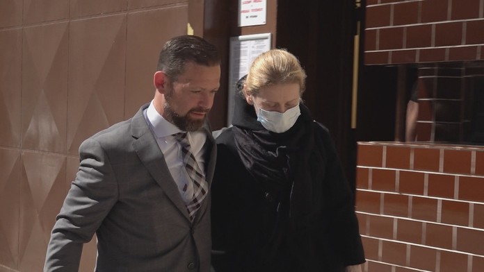 Sudcovia nechcú rozhodovať o obžalobe Moniky Jankovskej v kauze Fatima, spis si súdy prehadzujú