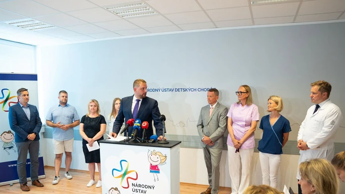 Mama darovala dcére obličku. Slovenskí lekári dosiahli historický úspech