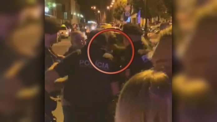 Mladíka v Košiciach zbili pri zásahu policajti,