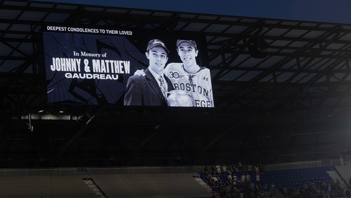 Ich sestra mala mať na druhý deň svadbu, no prišla tragédia. Bratov Gaudreauovcov pochovali v Pensylvánii