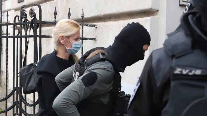 Zrážka dreziny a nákladného auto v obci ri obci Šarišské Michaľany.