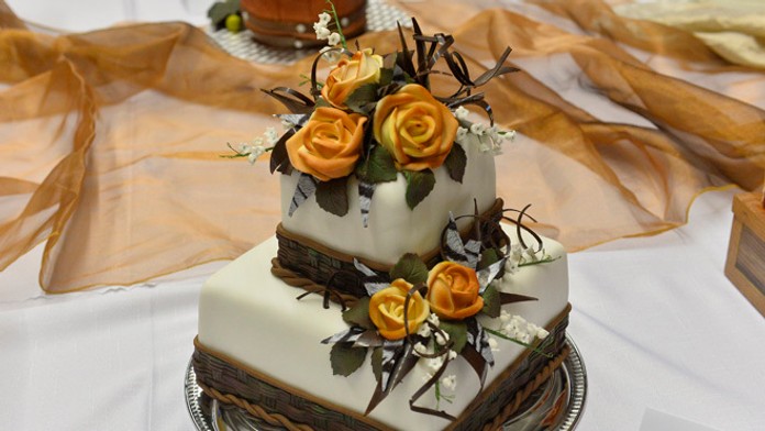 Torta Moniky Turzovej z Beluše získala prestížne ocenenie Najkrajšia torta Slovenska v kategórii profesionálnych cukrárov. 