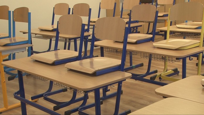 Škola, trieda, lavice (ilustračná snímka)