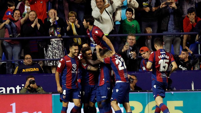 Na domácej strane sa hetrikom zaskvel Emmanuel Boateng.