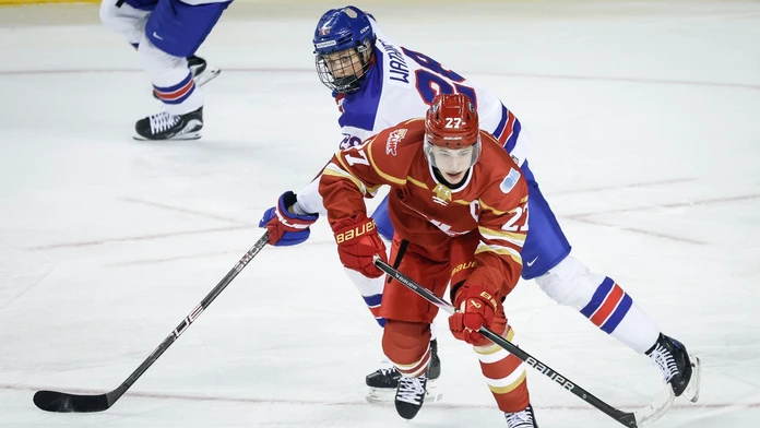 Ponúkne draft do NHL nevšedný príbeh? Otec môže vybrať vlastného syna, ktorý patrí k najväčším talentom