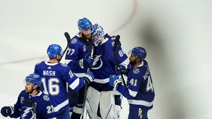 Tampa s Erikom Černákom presvedčivo zdolala Colorado a znížila stav finále NHL