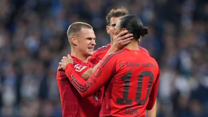 Bayern potvrdil úlohu favorita a jednoznačne si poradil s Bochumom. Ďalšie dva duely sa skončili remízou