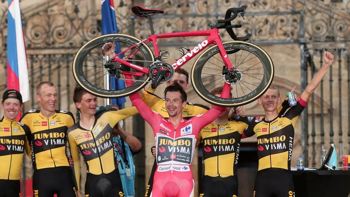 Víťaz Primoz Roglič.