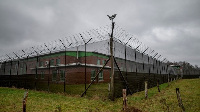 Hlucna vodovodna bateria KOMPLET_tvnoviny.mp4