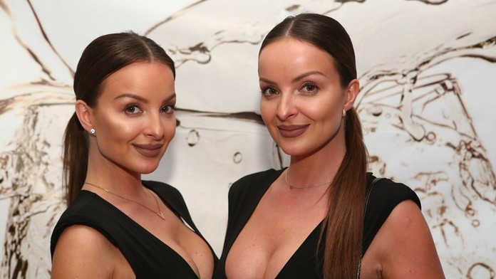 Daniela Nízlová s neznámym fešákom