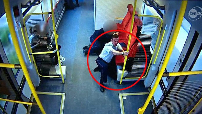 Poľský rušňovodič zachránil cestujúcich