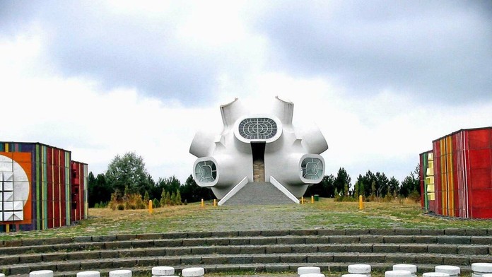 Makedonium je pamätník postavený v roku 1970.jpg