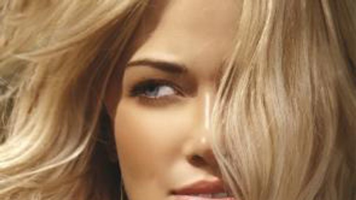 Laska v plamenoch.jpg