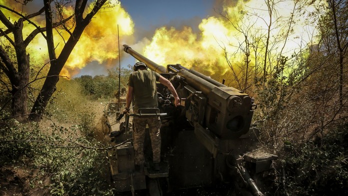 Ukrajinci sa pokúšajú o ďalší prienik na ruské územie. V Kurskej oblasti už vraj zajali takmer 600 ruských vojakov