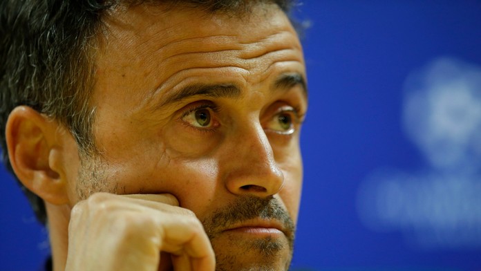 Tréner FC Barcelona Luis Enrique počas tlačovej konferencie pred osemfinálovým zápasom LM s Arsenalom Londýn.