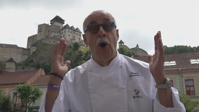 Majster sveta vo varení zmrzliny Sergio Dondoli.