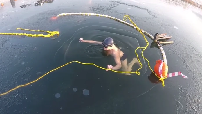 Petr Kapoun sa chystá na adrenalínový kúsok.