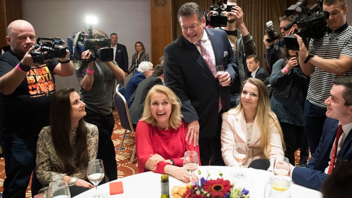 Maroš Šefčovič vo svojej volebnej centrále.