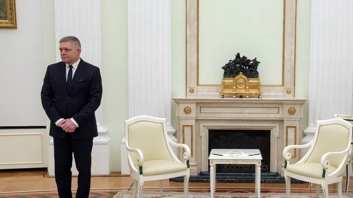 Putin prijme Fica 9. mája. Kremeľ zverejnil konečný zoznam lídrov krajín, ktorí sa zúčastnia na oslavách