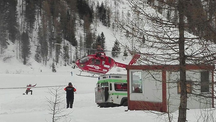 Lavína zabila v Taliansku šiestich ľudí.