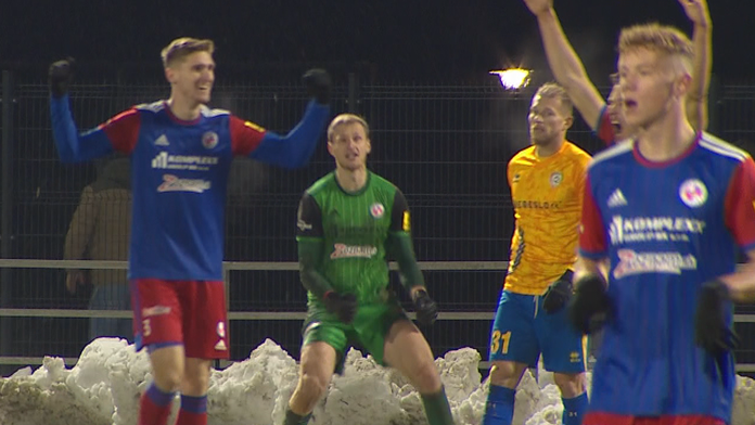 Hráči Senice slávia víťazstvo v Pohroní.