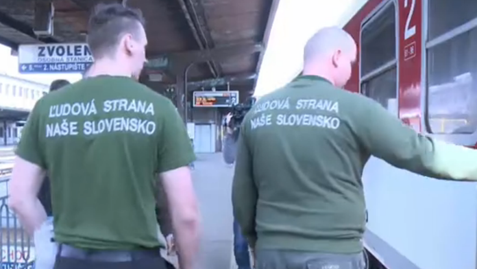 Kotlebove hliadky vo vlakoch