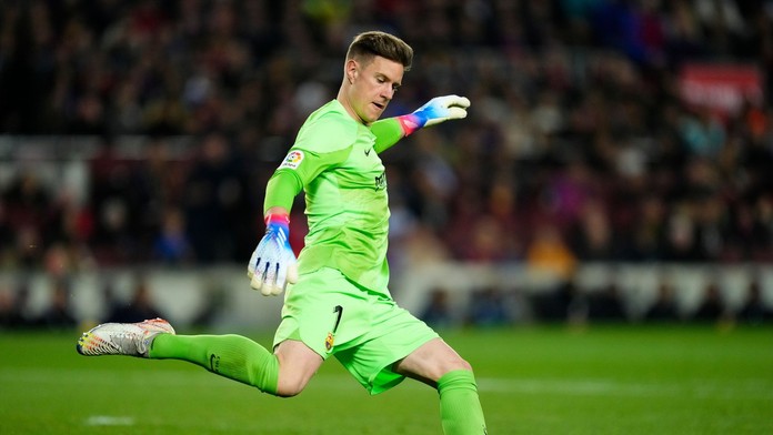 Ter Stegen zaželal Neuerovi skoré uzdravenie. Má to však svoje ale