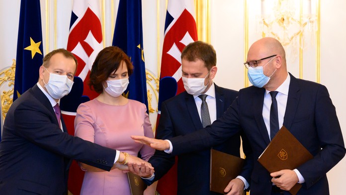 Na snímke Igor Matovič, Boris Kollár, Richard Sulík, Veronika Remišová po podpise koaličnej zmluvy