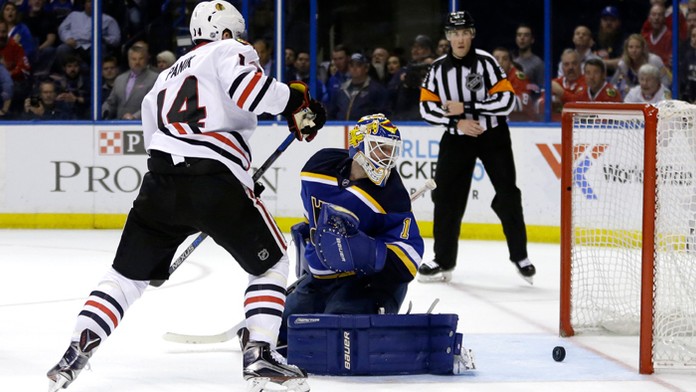 Pánik strávil na ľade takmer 14 minút a asistoval na gól Hossu.