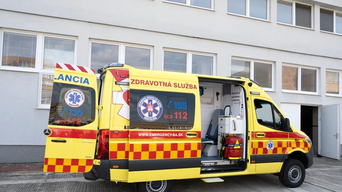 Hemoroidy, bolesť po guláši či po víne. Nemocnica prezradila, s čím záchranky vozia ľudí na urgent