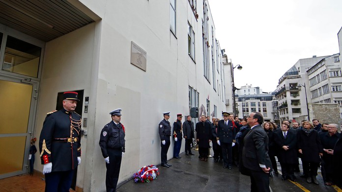 Odhalenie pamätnej tabule sprevádzal škandál