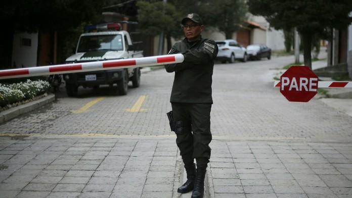 Iveta prekvapuje. Na farme ako kuchárka, doma poriadna sexica