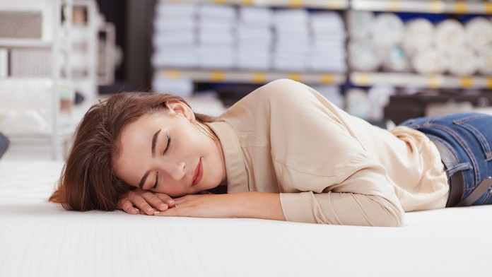 Antidekubitný matrac: kľúčové vlastnosti a ako vybrať správny