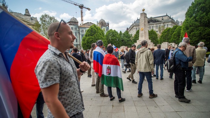 V Budapešti sa konali demonštrácie na podporu Ukrajiny a tiež Ruska. Kam prišlo viac ľudí?