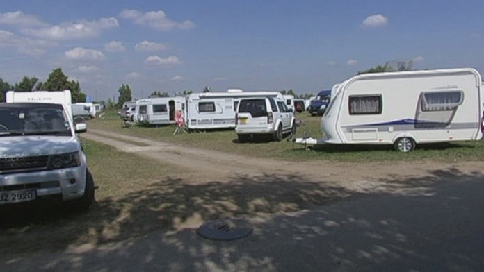 Írski Rómovia na Seneckých jazerách.