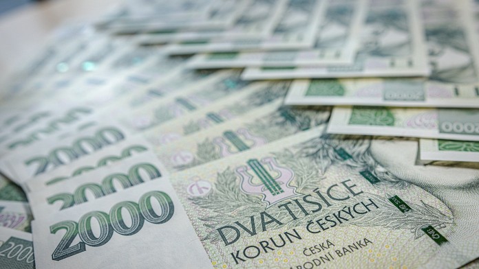 Seniorka si so sebou do nemocnice priniesla obrovskú sumu peňazí. Sama netušila, koľko ich vlastne má