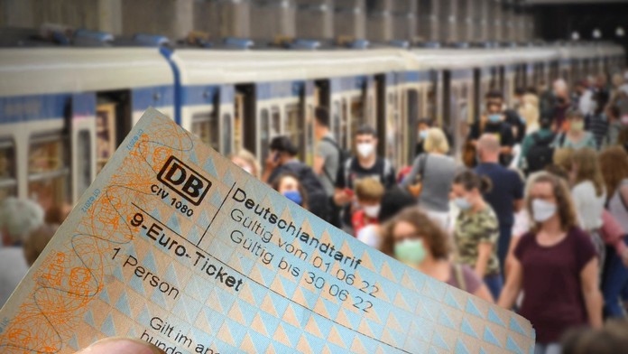 Nemecko spúšťa najväčší experiment vo verejnej doprave. Nemci budú cestovať za desatinu pôvodnej ceny