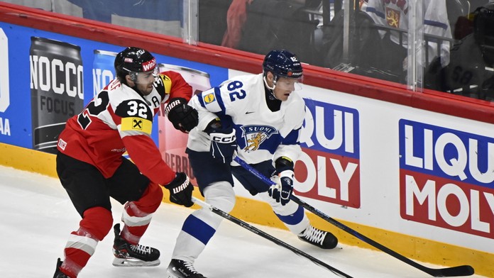 Fínsko to s Rakúšanmi nemalo jednoduché, no úlohu favorita zvládlo. Nastúpila proti sebe aj bratská dvojica