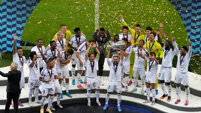 Real zdolal Atalantu a získal Superpohár, Mbappe skóroval pri debute