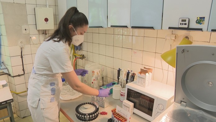 Slovenskí vedci skúmajú covid