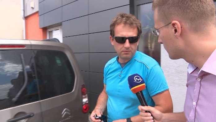 Konateľ firmy sa tváril, že to nie je on.