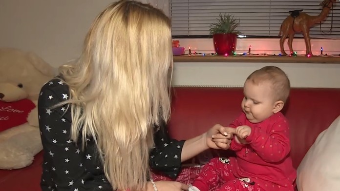 Hráči San Jose oslavujú gól proti NY Rangers.