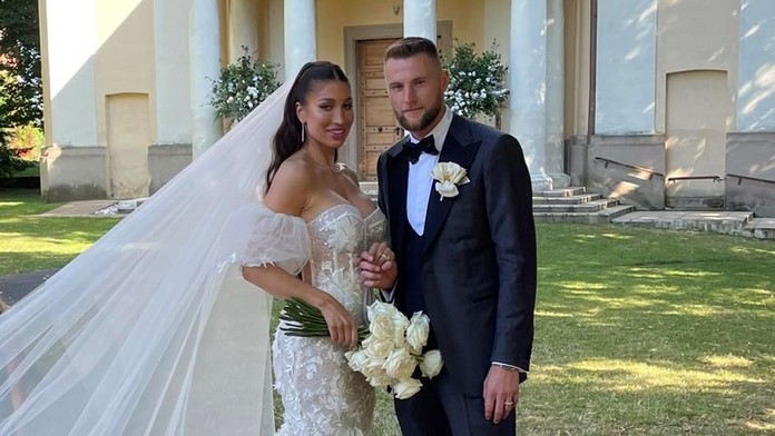 Po futbalovej zmene prišla aj životná. Milan Škriniar sa oženil s dlhoročnou partnerkou